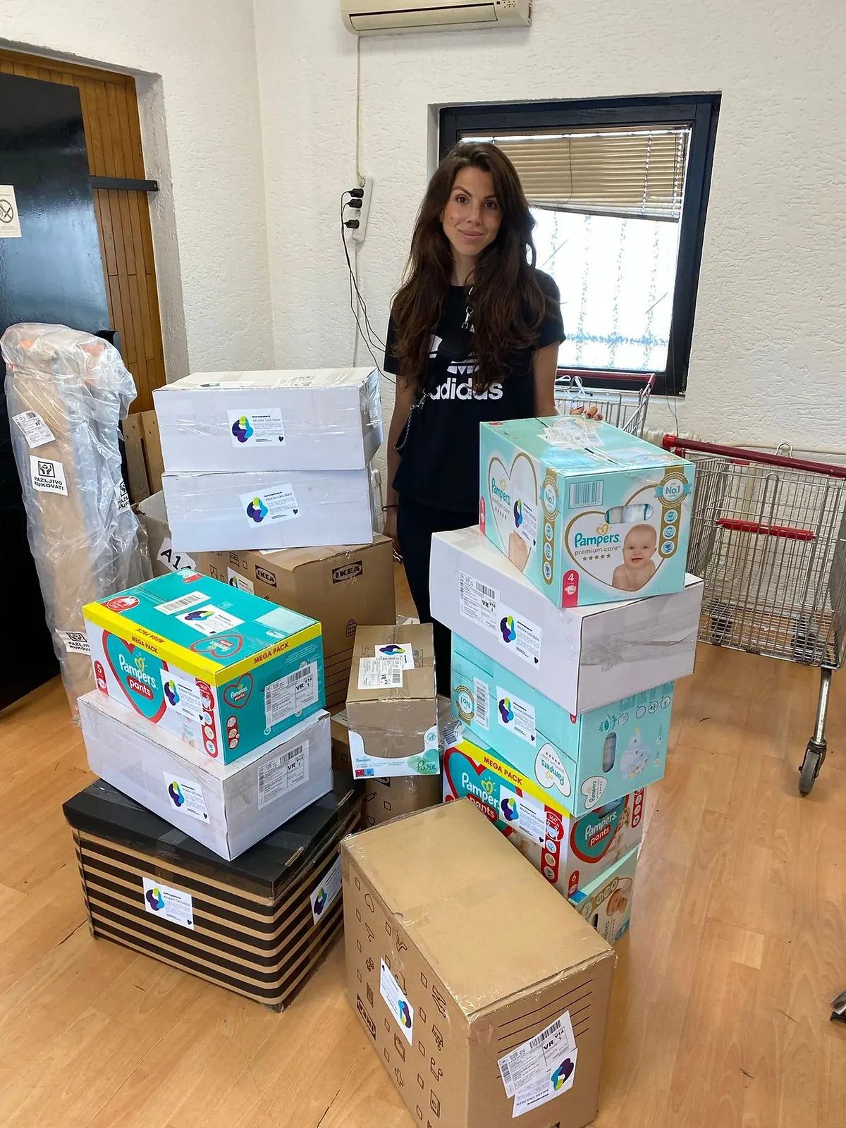 15 boxes of hygiene supplies for the children’s shelter in Vranje, Serbia – photo 1
